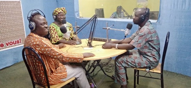 Based on findings from the subnational electoral violence risk assessment, Kadiatou Ouedraogo and Boureima Ouedraogo developed and operationalized a messaging strategy that called for all citizens to accept the results of the presidential election during their post-electoral radio peace program in Ouahigouya, Yatenga.